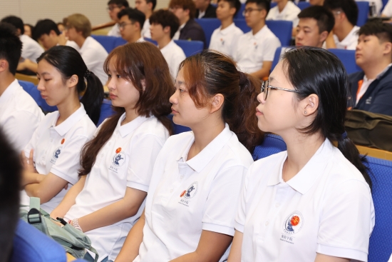 图2 开学典礼现场.JPG