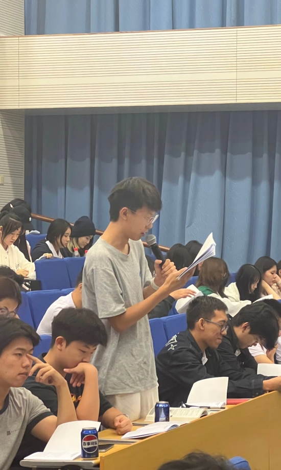 图15 新生入学教育.jpg